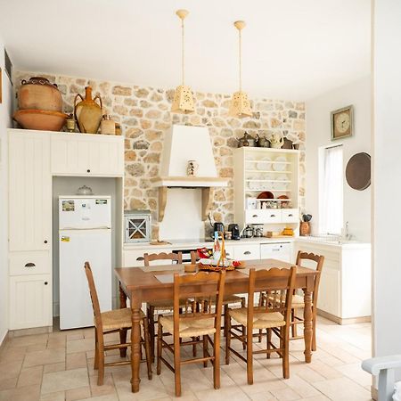 Semini Villa Myrties Ngoại thất bức ảnh